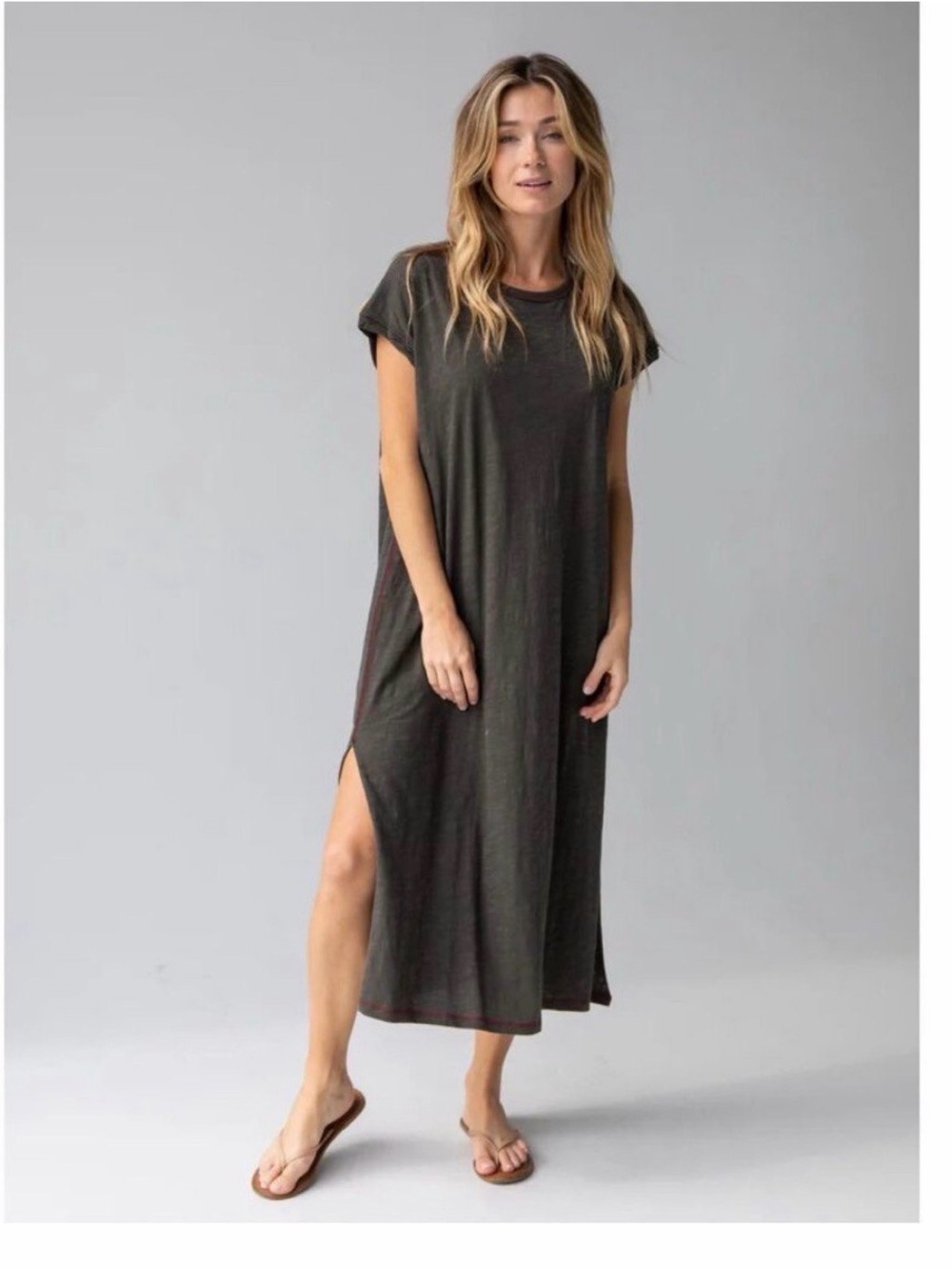 Natural Life: Short-Sleeve Charcoal Knit Tee Midi Dress Size XS